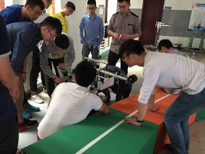 攜手共進，智慧碰撞 四川大學機器人戰隊與我校隊伍開展技術交流